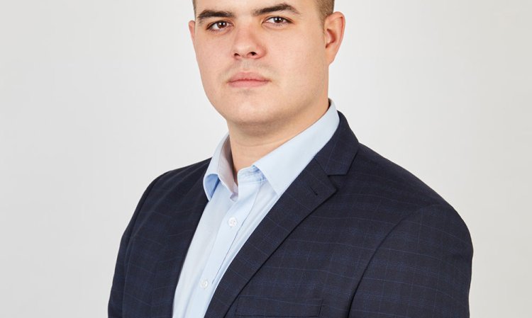 Cobi Busst is a Senior Consultant in Beaumont Bailey’s Industrial practice, specialising in the building materials sector.