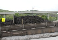 The Hope Construction Materials plant has seen the implementation of various alternative fuel installations since 2003. The scaffolding surrounding the kiln (kiln 2) remains from a maintenance period during which the tyre chip system underwent work. 1. Chipped tyres. Since 2003.