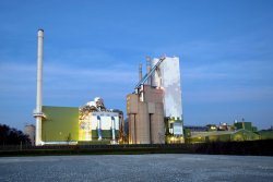View of the plant from the south west. Source: HeidelbergCement.