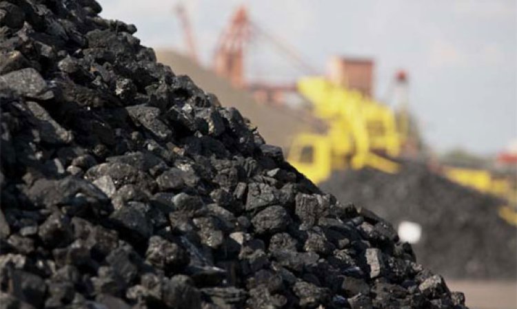 Despite the use of oil and gas in many regions and the rapid rise of alternative fuels, coal remains the major cement production fuel.