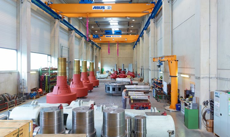 The major assembly work takes place at the company’s own workshop at the headquarter in Germany. Permanent quality controls accompany every stage of the manufacturing process.