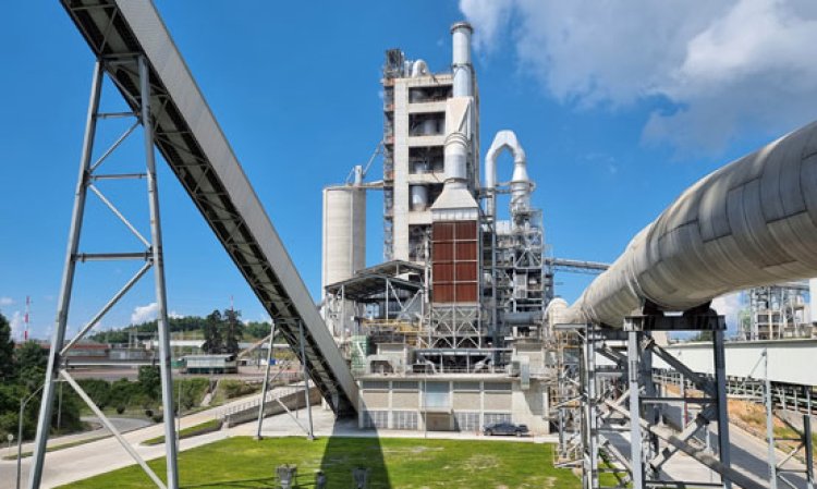 View of the Cementos Progreso San Gabriel plant, completed in 2019.