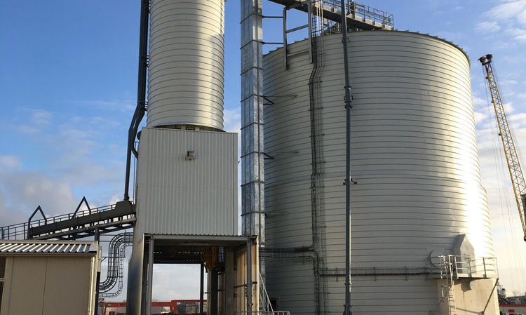 The new silo at the Moerdijk terminal, to the right of the image, in the Netherlands.