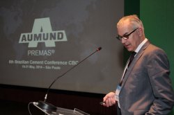 Aumund's Klaus Gruene speaking about the company's bucket elevators.