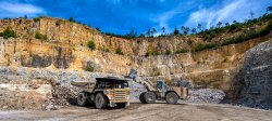 A front-end loader fills one of the plant’s three 90t haul trucks. Source: HeidelbergCement.