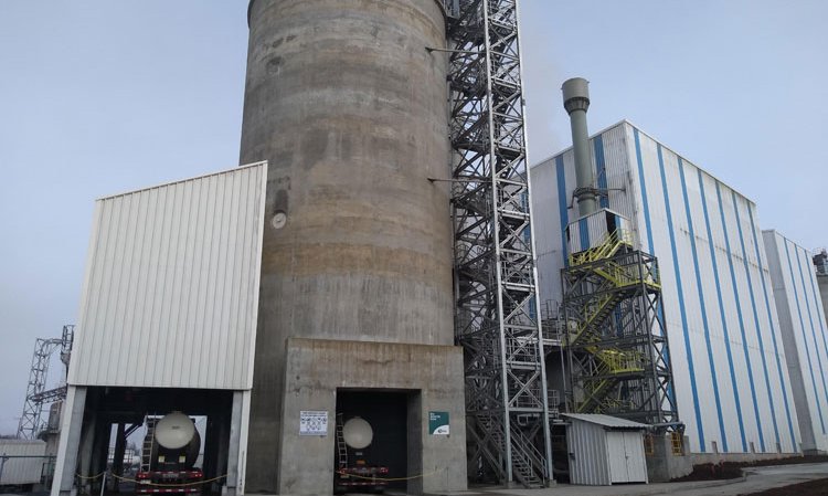 Cement is despatched to Puerto Montt or surrounding towns and cities.