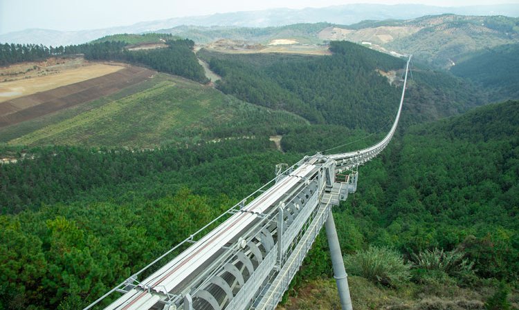 The San Gabriel plant’s ROPECON conveying system from Doppelmayr.