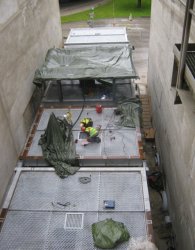 Installation of parts of the DeCONOx system.