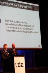 Sten Stolz of FLSmidth (and conference moderator Dr Martin Schneider, right) answers questions after his presentation.