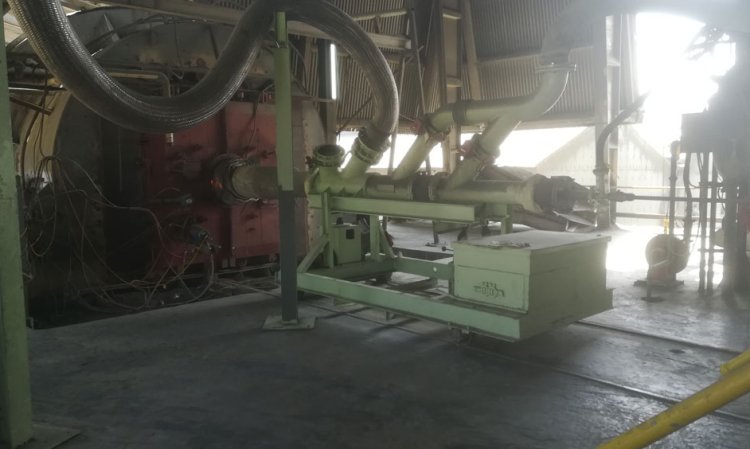 Western view showing the old pilot air and gas assemblies.