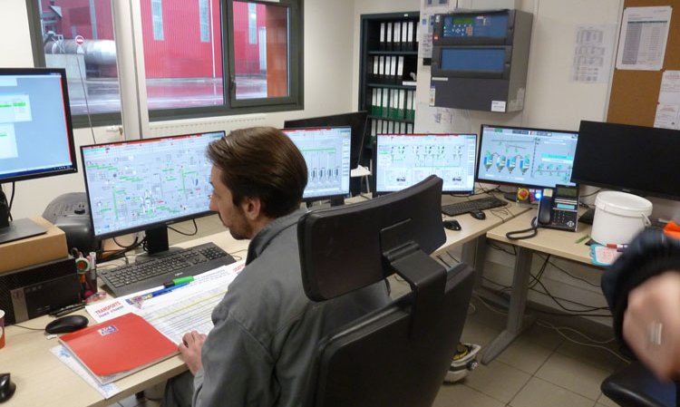 Inside the control room. At night just two personnel are on site, one in the control room and one in the front-end loader to fill the hopper.
