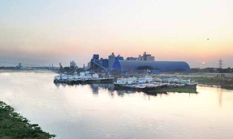 Figure 1: A sunset view of Seven Rings Cement Plant, Bangladesh, one of the countries most at peril from rising sea levels due to global warming. Source: Gautam Chatterjee, Seven Circle Bangladesh.