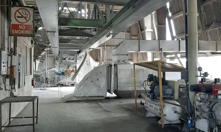 Back view showing the modified kiln hood - new burner.