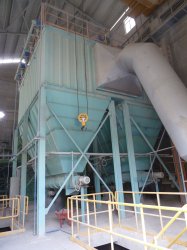 Figure 2: Norm Sement has two raw material crushers supplied by Hazemag. One has 800t/hr of capacity (shown), while the other has a capacity of 1200t/hr.