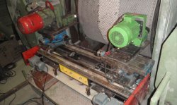 Teutrine GmbH’s ‘Twin Machine’ in operation on a roller-mill