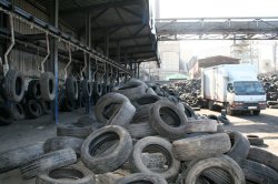 The plant's bespoke manual tyre feeder.