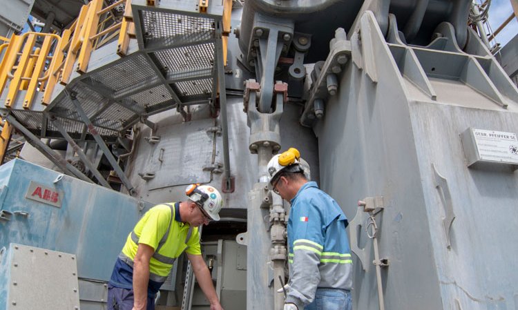 A training session at Gebr. Pfeiffer’s latest ready2grind installation in Costa Rica.