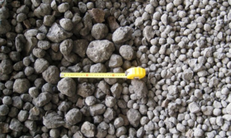 Figure 2: Large clinker nodules can cause all sorts of cooling, process and quality problems.