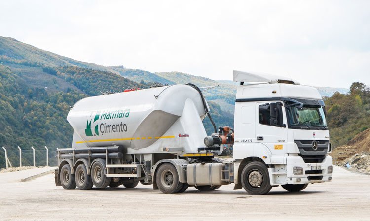 Cement is dispatched to local consumers in a fleet of 40 branded silo trucks.