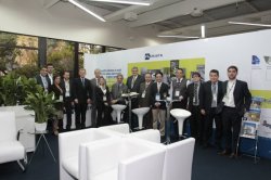 FLSmidth had a separate lounge in which to host customers and other interested parties. Here the FLSmidth team poses for the camera!