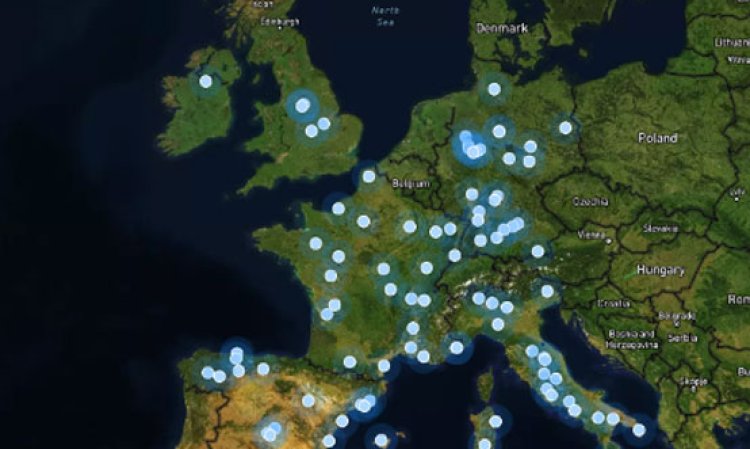 Figure 4: Geographical distribution of sample assets Sources: Kayrros, ©Mapbox, ©OpenStreetMap.