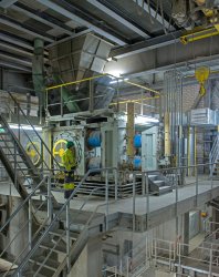 Polysius roller press for cement grinding. Source: HeidelbergCement.