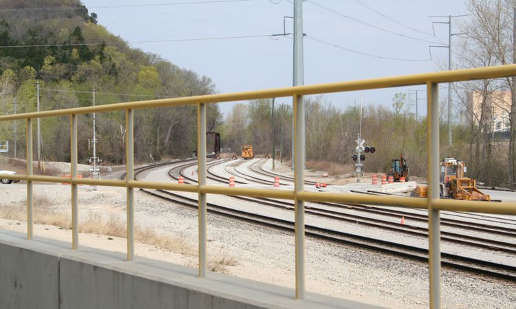 Around 20% of the plant’s cement is shipped by rail to locations that cannot be reached by the river system.