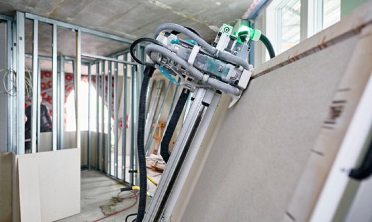 The Amigo robot speeds up cement board installation, while providing safety, cost and sustainability advantages compared to traditional approaches.