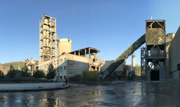 An overview of the Fushë Krujë Cement Factory, showing older parts of the factory as well as the newer dry-process pyro-line.